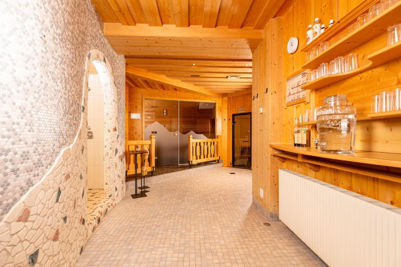 Kinder- & Gletscherhotel Hintertuxerhof Exteriör bild